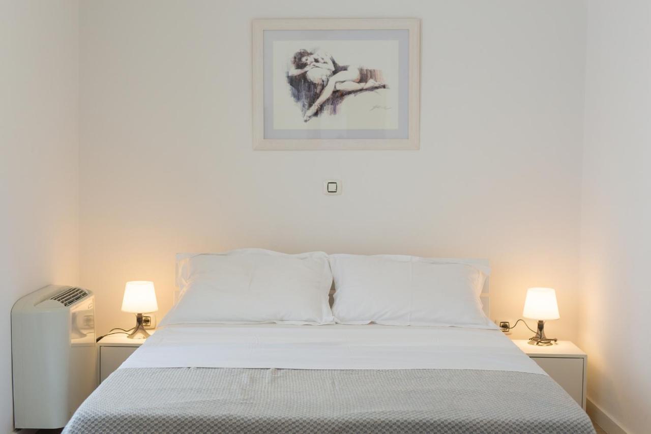 普纳特Bed&Breakfast Lucija住宿加早餐旅馆 外观 照片